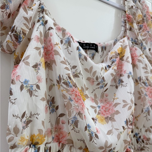 Spring Floral Mini Dress - Picture 3 of 5